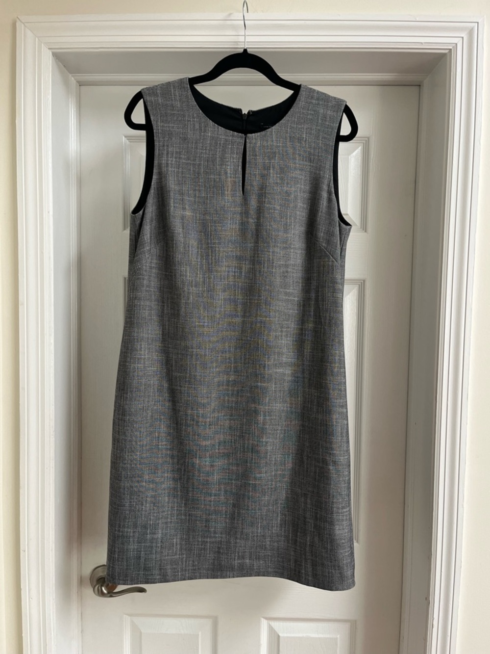 Ann Taylor Gray Sleeveless Shift Dress. Lined. NWT Sz12